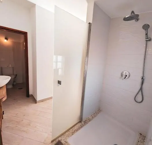 Primavera Apartment *