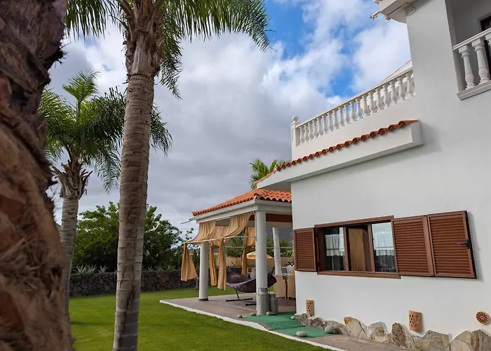 Primavera Apartment *