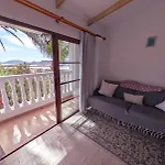 Primavera Apartment *